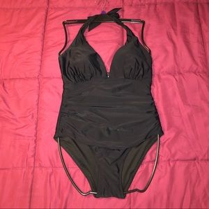 *NWT* Women’s DKNY One-piece Swimsuit
